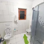 Vakantiehuis Spacious House In With Secure Parking. Berat