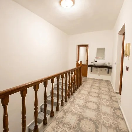 Feriehus Spacious House In With Secure Parking. *