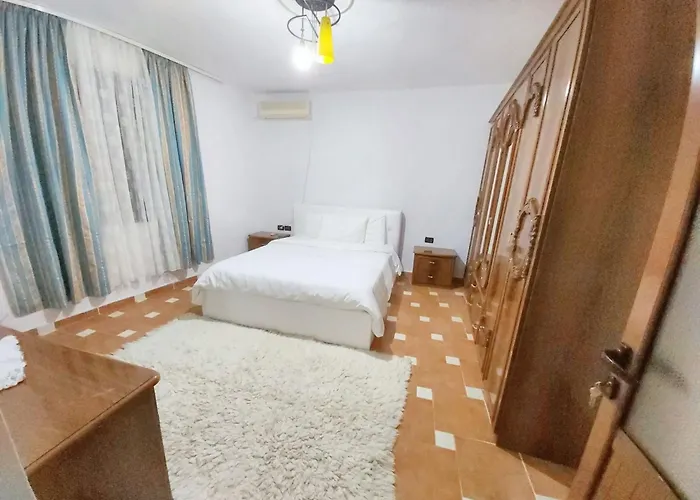 Spacious House In With Secure Parking.